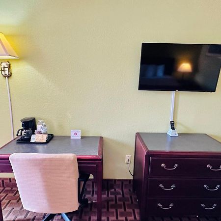 American Inn Принстон Екстер'єр фото